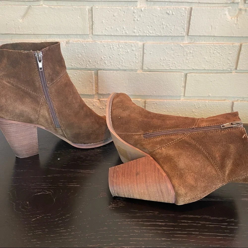 Sole Society Alexi Womens Wedge Bootie Ankle Boots Brown Suede Size 8.5
